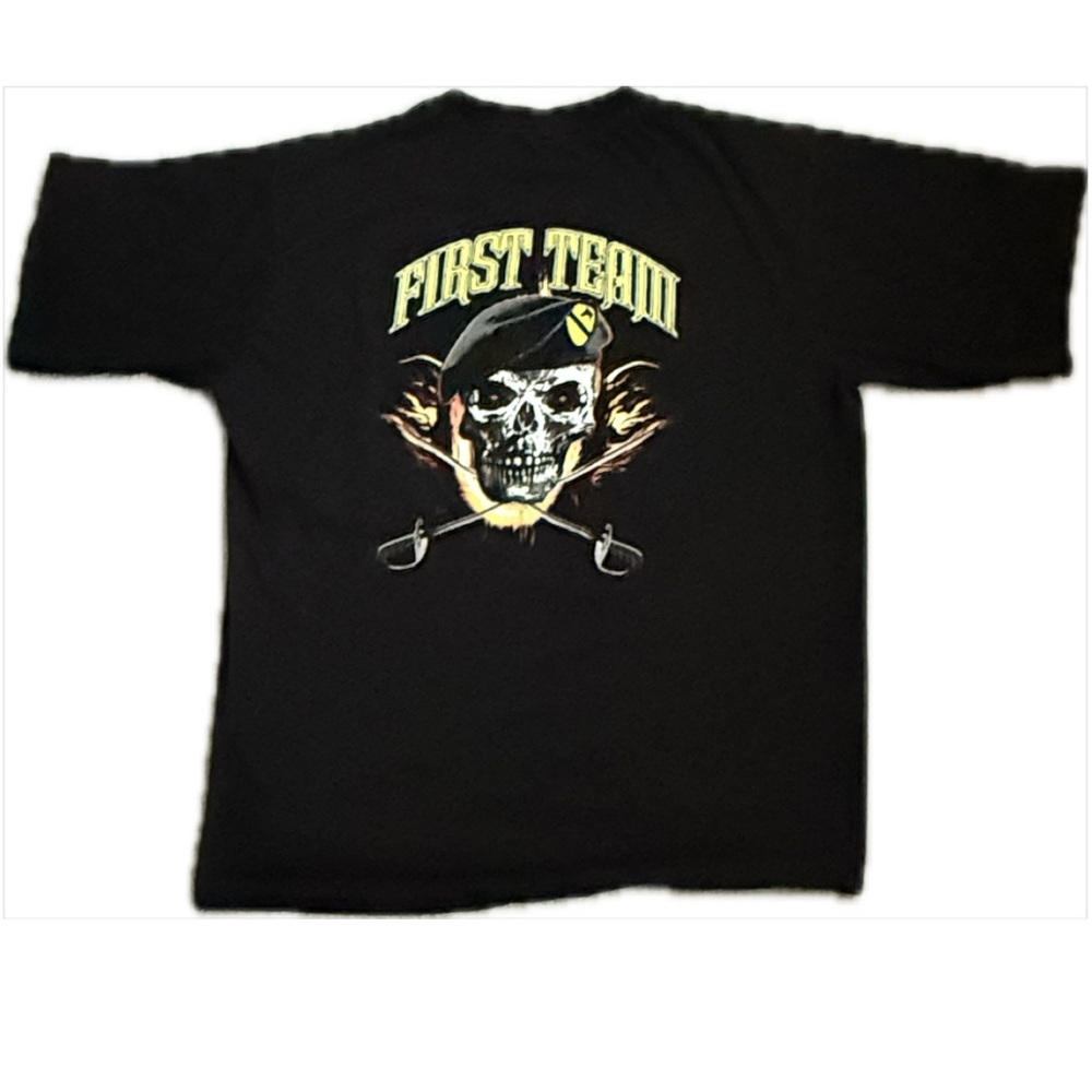 Black Vintage 90s First Team graphic tee